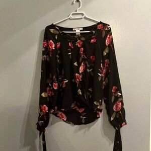 Streetwear society Floral Sheer blouseflower printwomens size medium black‍